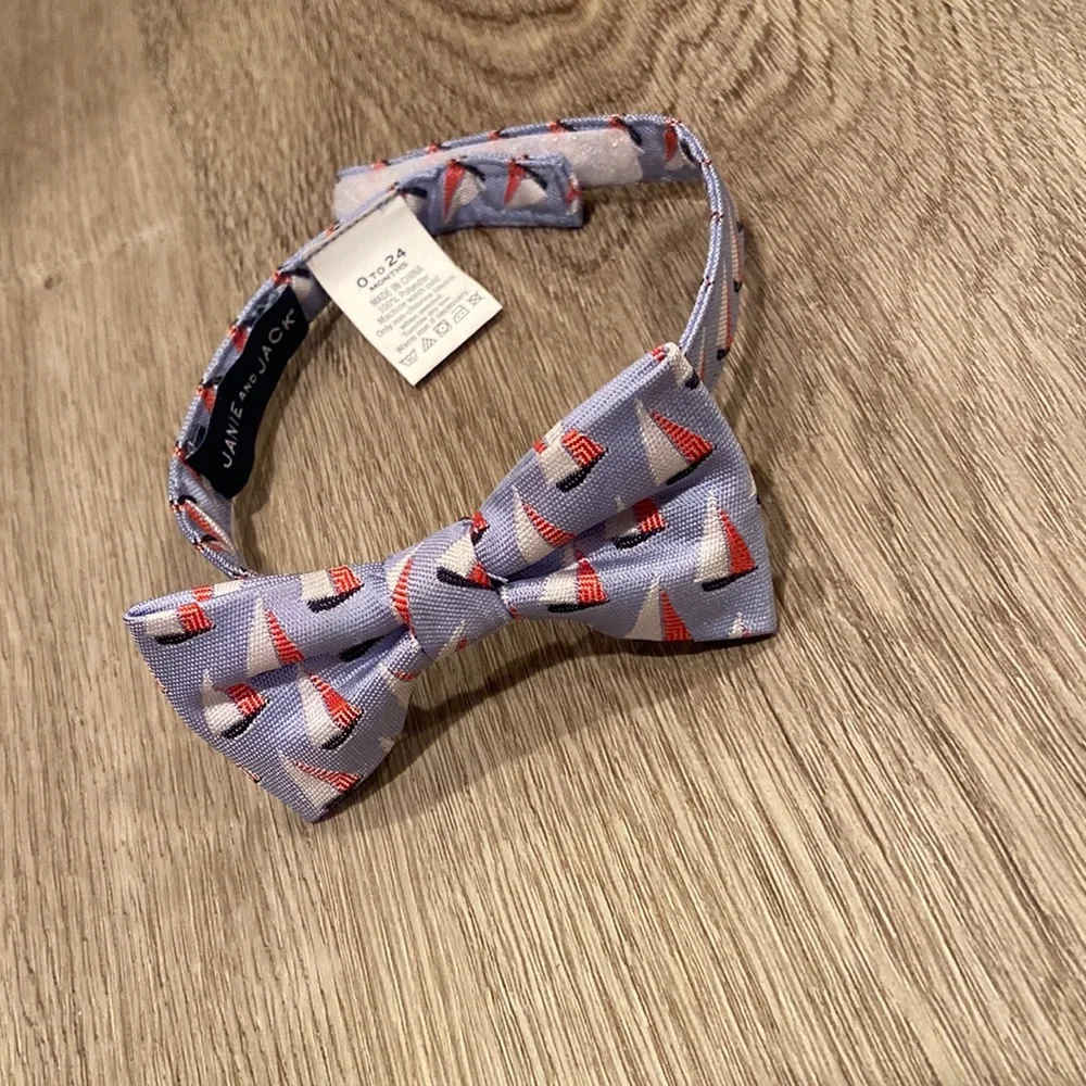 NWOT Janie And Jack Sailboat Bow Tie